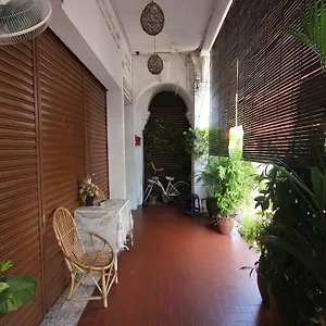 Cocoa Mews Cafe And Maison d'hôtes